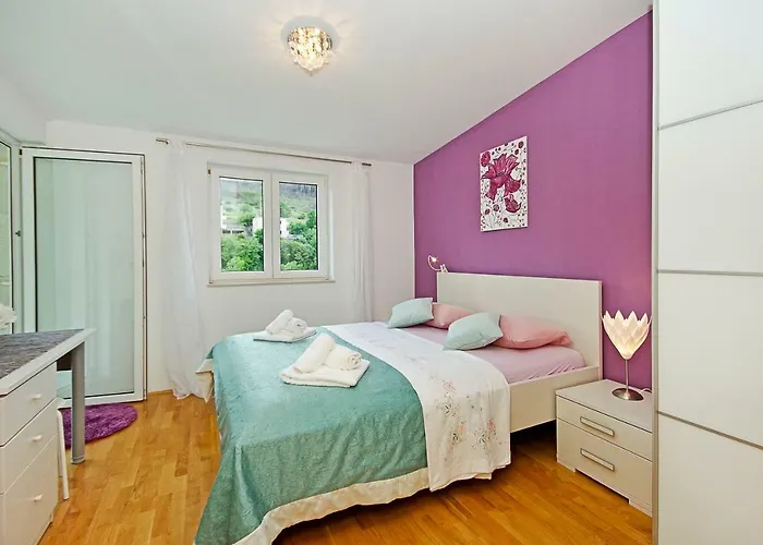 Daire Luxurious, Modern And Spacious With Terraces