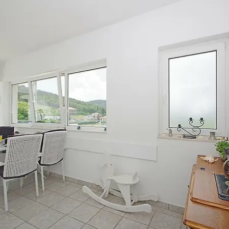 Luxurious, Modern And Spacious With Terraces * Tugare