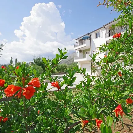 Luxurious, Modern And Spacious With Terraces * Tugare